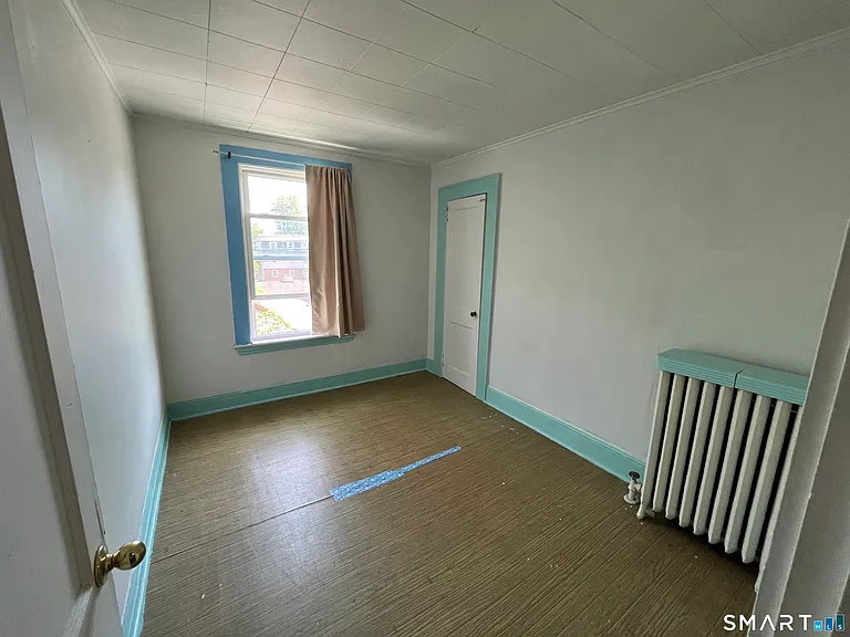 166 College St #2 — Photo 9