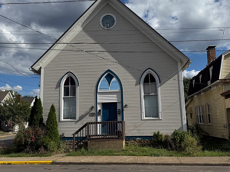 329 Reno St — Photo 1