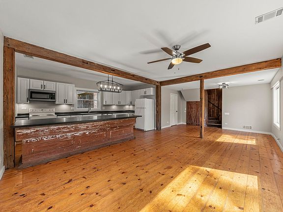 4th image of 7479 Grove Rd #2