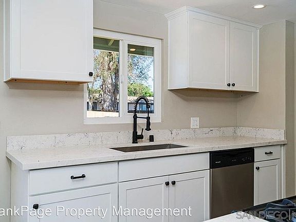 4th image of 1364 Naranca Ave