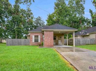 1719 Ravier Ln, Sunshine, LA 70780