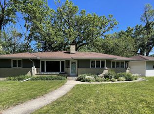 320 Apple Ln, Richfield, MN 55423
