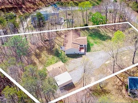 3rd image of 144 Plateau Rd