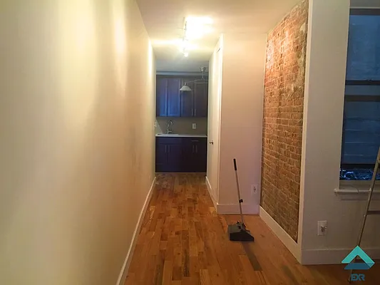 Rented by EXR | media 15