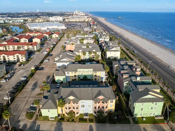 7000 Seawall Blvd APT 126, Galveston, TX 77551