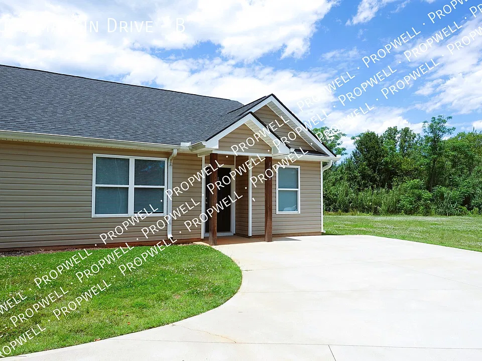 1006 Martin Dr #B
