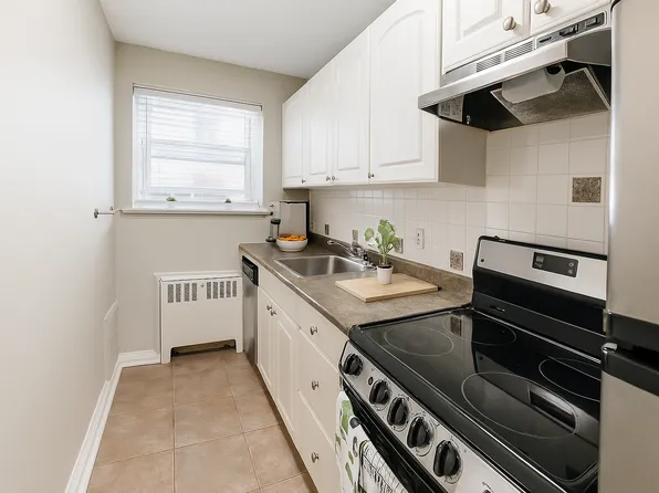 Golden Triangle Apartments