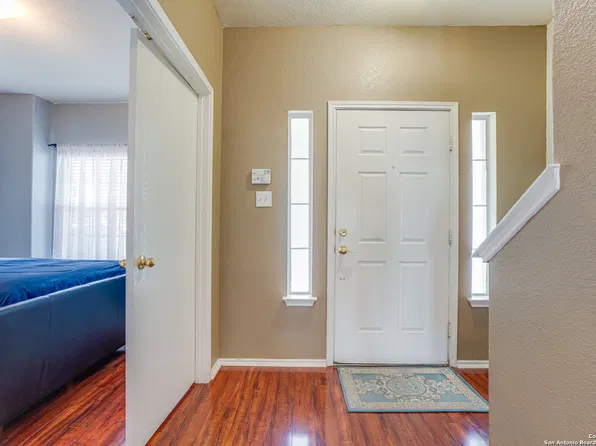 4157 Saint Charles, San Antonio, TX 78202