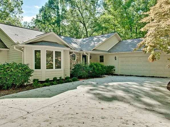 510 N Flagship Dr, Salem, SC 29676