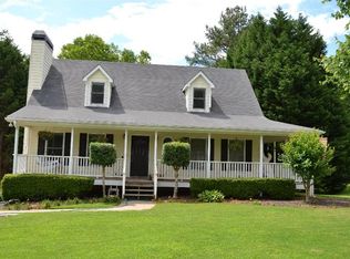 1011 Whispering Woods Dr, Canton, GA 30114