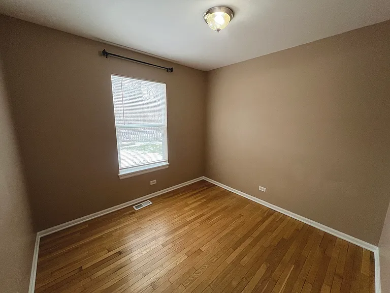 2610 S Elmkirk Park — Photo 9