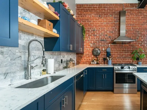 406 Lincoln St Unit 201, Marlborough, MA 01752