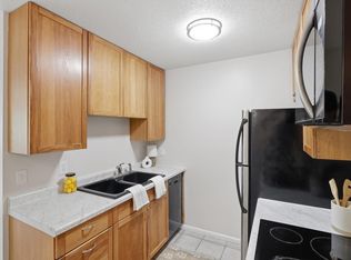 2616 Harriet Ave APT 204, Minneapolis, MN 55408