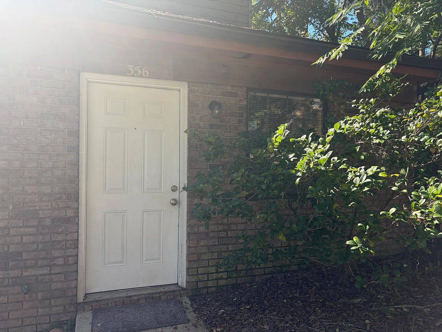 3 bed, 1110 sqft, $1,500 — Photo 1