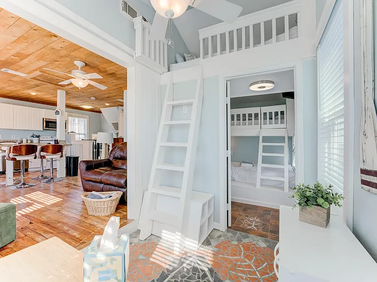 4211 Surf Dr — Photo 21