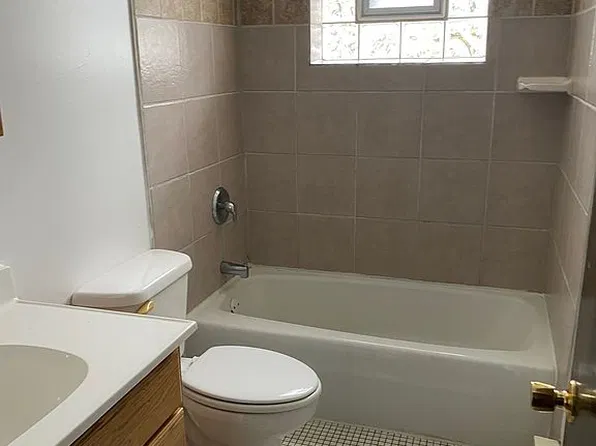 30 W Cook St #4, Manteno, IL 60950