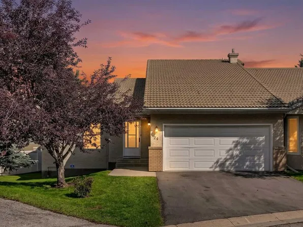 5790 W Patina Dr SW #24, Calgary, AB T3H 2Y5