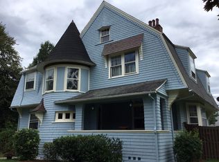 95 Maplewood Ter, Springfield, MA 01108