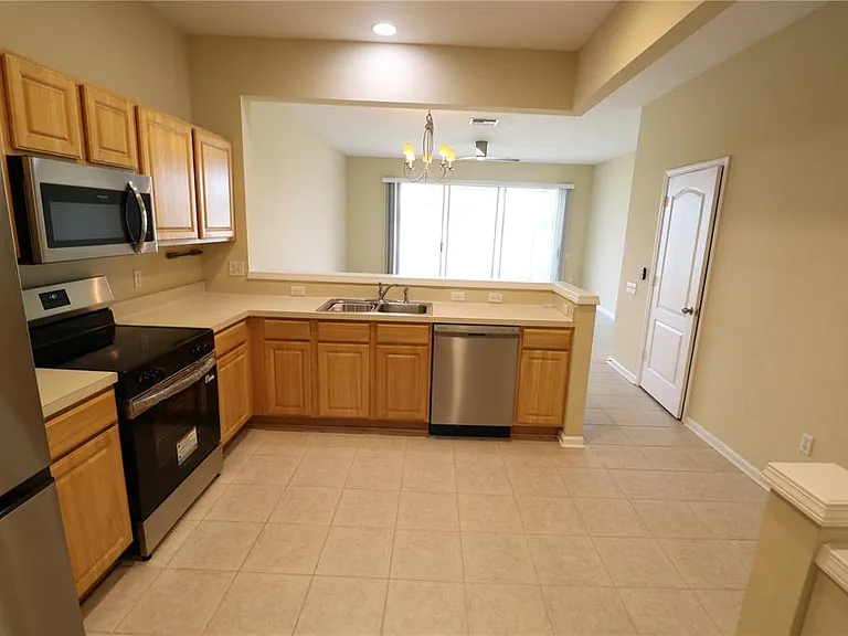 4866 Pond Ridge Dr — Photo 13