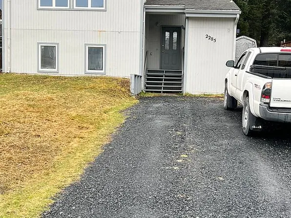 2285 Beaver Lake Dr, Kodiak, AK 99615