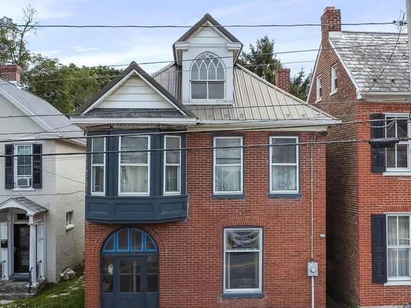 546 Philadelphia Ave, Chambersburg, PA 17201