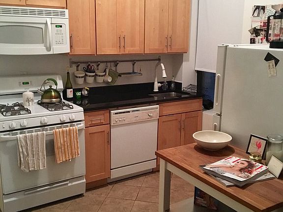 5th image of 140 E 17th St APT 1E