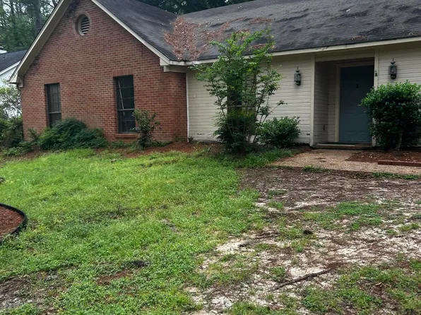 1528 Tracewood Dr, Jackson, MS 39211