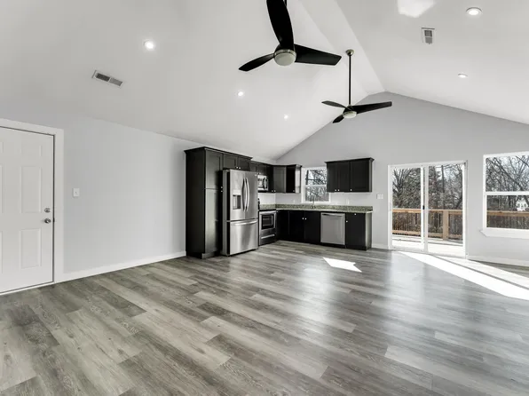 6005 Glenwood Drive, Merriam Woods, MO 65740