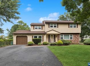 108 Trinity Ct, Paramus, NJ 07652