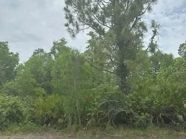 12143 Pontoon Blvd #1, Punta Gorda, FL 33955