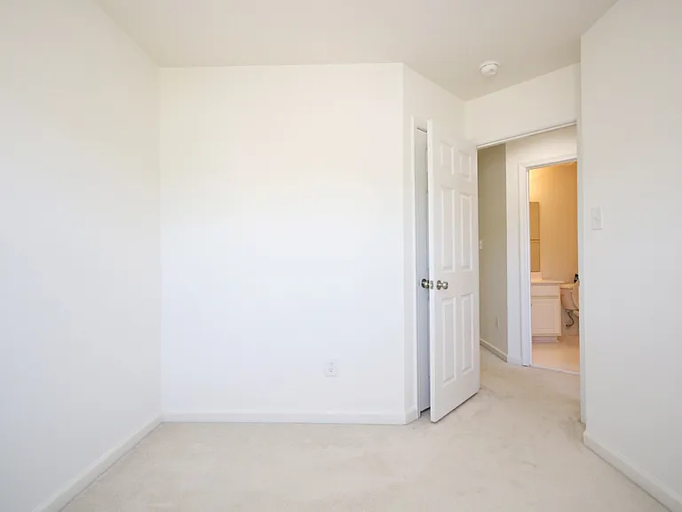 1935 Asheville Dr — Photo 13