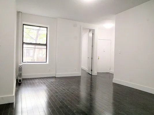 Rented by Zuz Realty | media 14