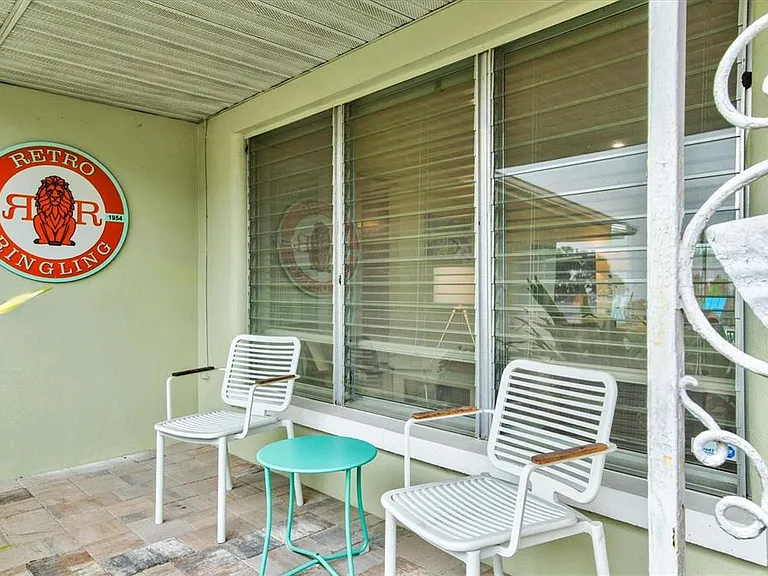 2473 Davis Blvd — Photo 41