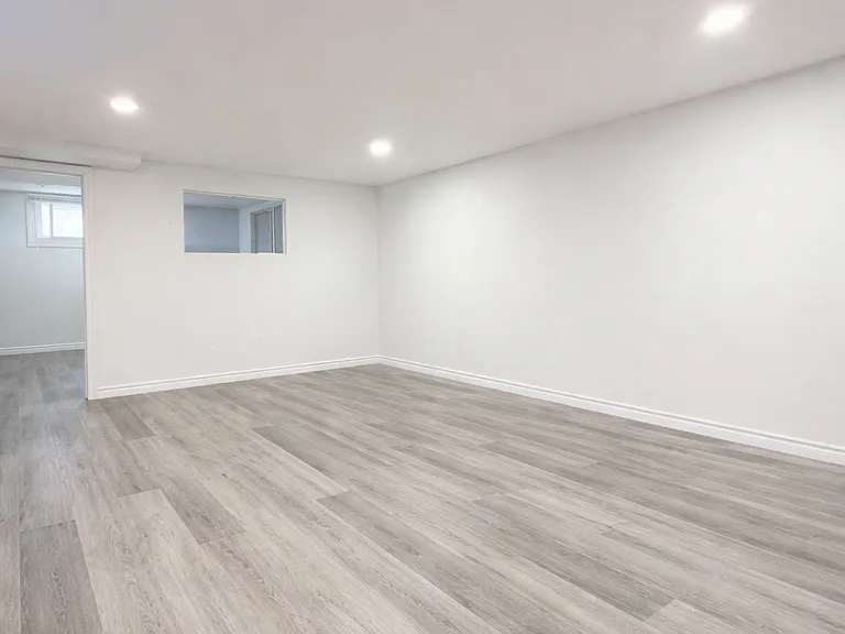 700 Indian Rd N #18 — Photo 9