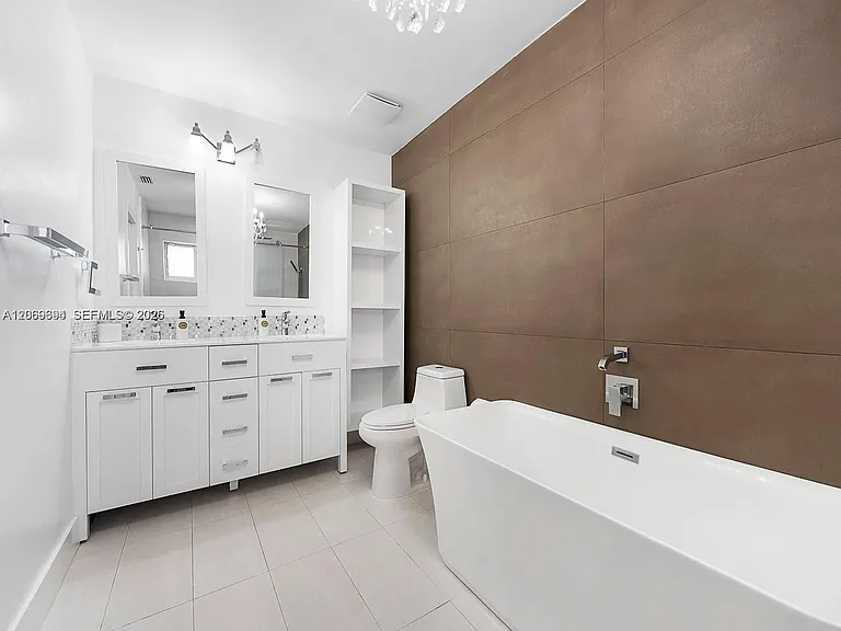 6951 Miami Lakeway S — Photo 14