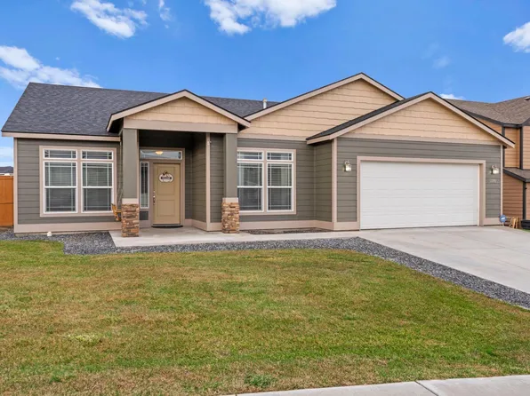 3706 El Paso Dr, Eltopia, WA 99330
