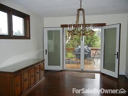 Dining area
						:
						Dining room opens to deck w/ grill