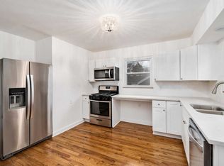 856 Palmer Rd, Columbus, OH 43212