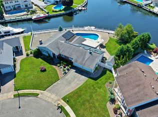 1518 Salem Rd, Point Pleasant Beach, NJ 08742