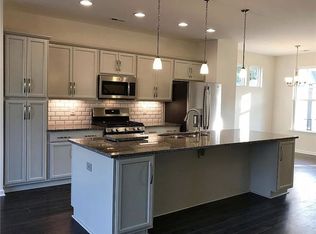 8426 Gayle Ln, Toano, VA