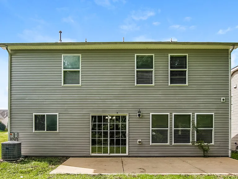 40 Norwich Dr — Photo 17
