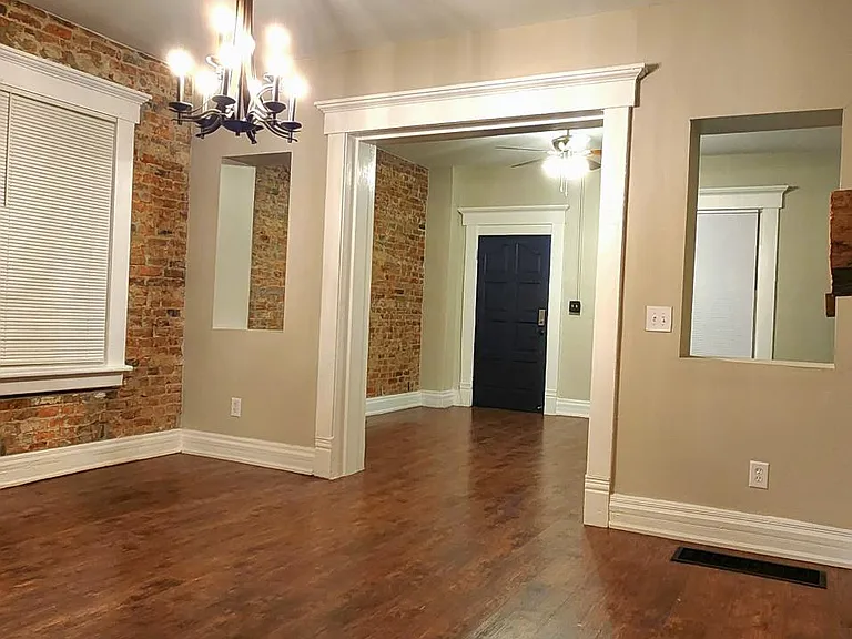 215 Dakota Ave — Photo 7