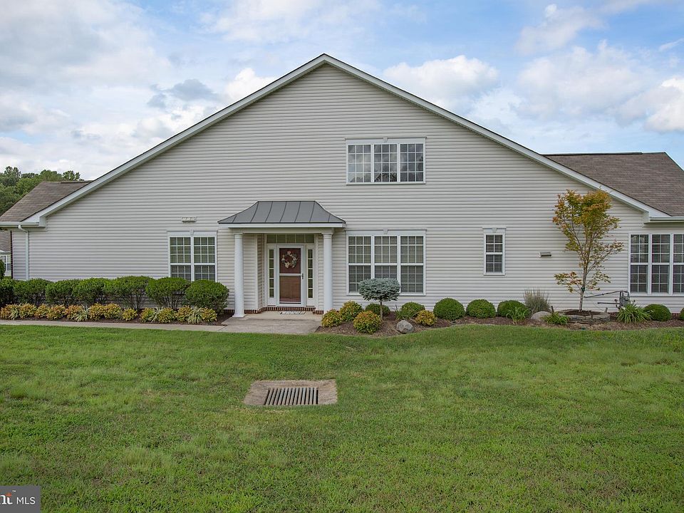 1st image of 908 Cadmus Dr