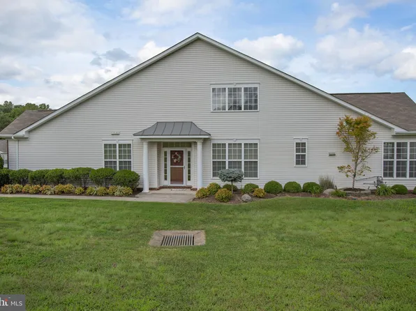 908 Cadmus Dr, Fredericksburg, VA 22401