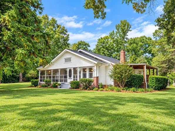 675 Old Mill Rd, Campobello, SC 29322