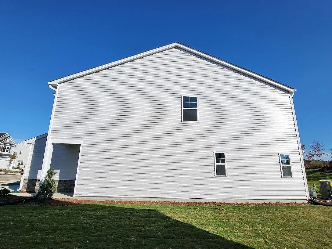 151 Tumbling Rock Way — Photo 3