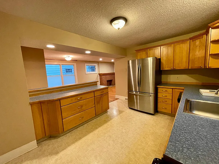 31 Mumford St #LOWER — Photo 7