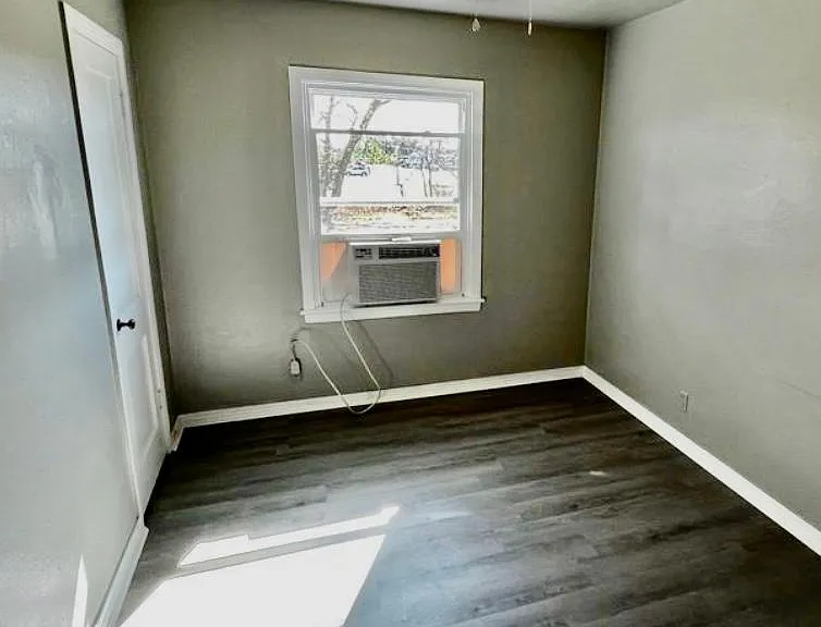 420 W Idaho Ave #A — Photo 1