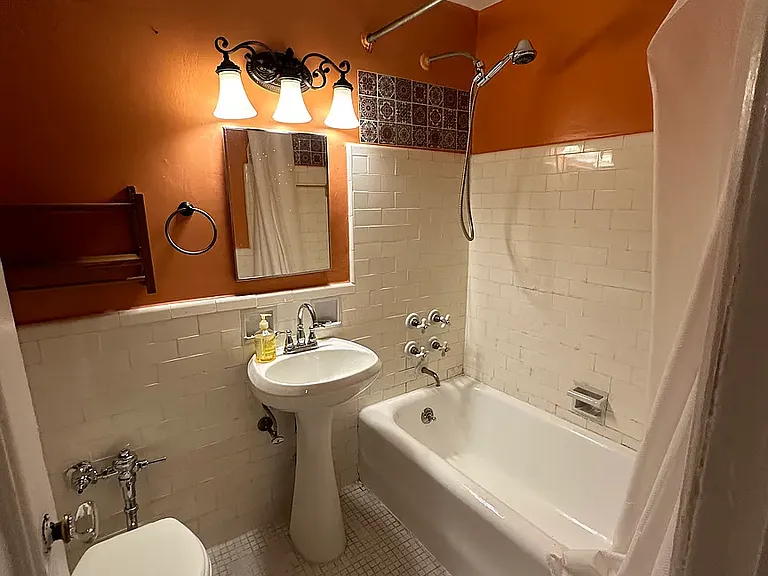 59 Pineapple St #2G — Photo 4