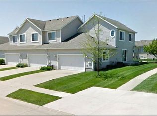 3824 Water View Ct SW, Cedar Rapids, IA 52404